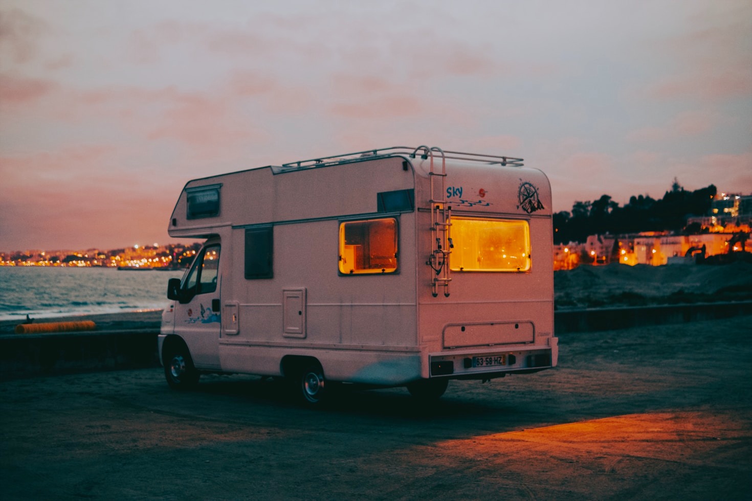 Comparing Popular Caravan Brands And Features